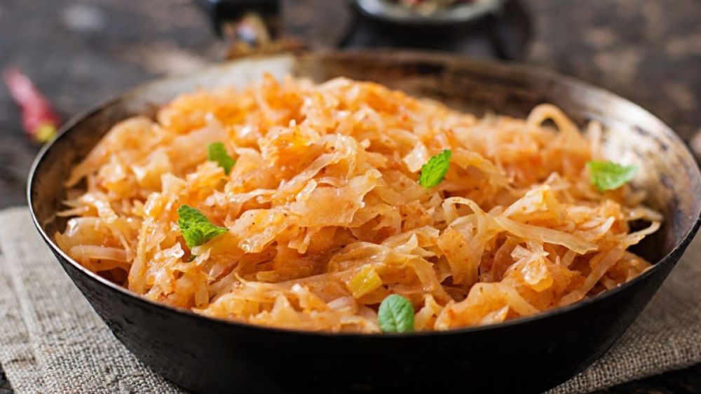 Все собрать и в мультиварку: тушеная капуста с фаршем — настолько вкусно, что стол моментально пустеет Все собрать и в мультиварку: тушеная капуста с фаршем — настолько вкусно, что стол моментально пустеет