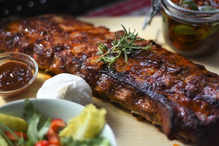 Какие супы варить со свиными ребрышками: продвинутые кулинары раскрыли лучшие рецепты Какие супы варить со свиными ребрышками: продвинутые кулинары раскрыли лучшие рецепты