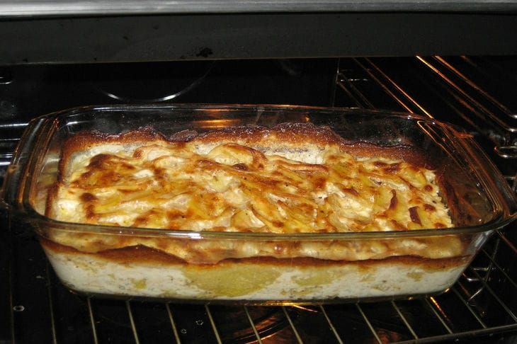 Картофельная запеканка с фаршем: готовим сытный ужин Картофельная запеканка с фаршем: готовим сытный ужин