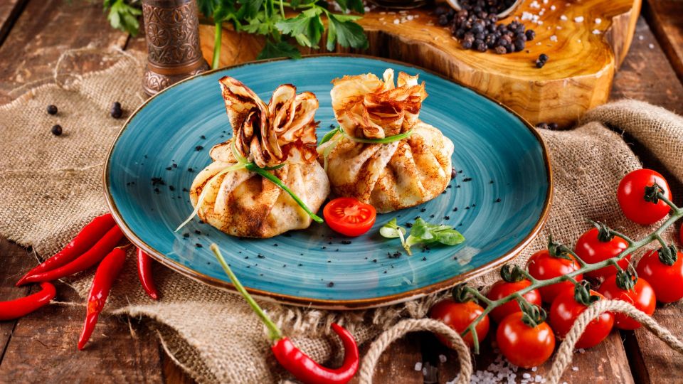 Вкуснее, чем просто блины: эти мешочки с курицей и грибами полюбит вся семья Вкуснее, чем просто блины: эти мешочки с курицей и грибами полюбит вся семья