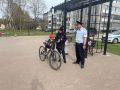 В рамках ОПМ #Внимание_дети #Госавтоинспекторы11 Сыктывдинского района проводят профилактические беседы в местах массового притяжения детей