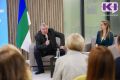 Не перевоспитывать, а заставлять: депутат Госдумы Андрей Гурулев рассказал педагогам из Коми о вертикали власти в семье и государстве