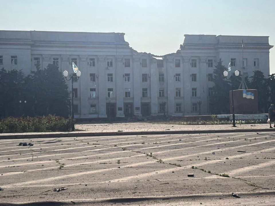 Сергей Колясников: На фото №1 здание администрации муниципалитета в Большесолдатском районе Курской области