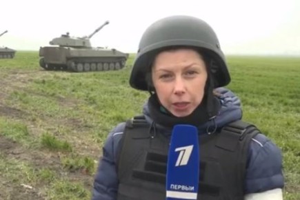 Ирина Куксенкова: Коллапс в Шереметьево, Трамп признал стойкость России перед санкциями, Такер Карлсон анонсировал интервью с президентом Ирана — сводка 05 июля: