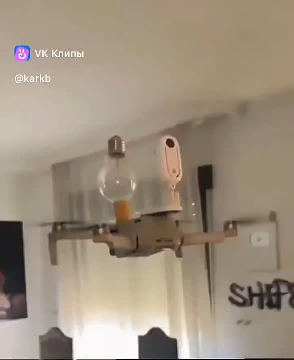  :    )