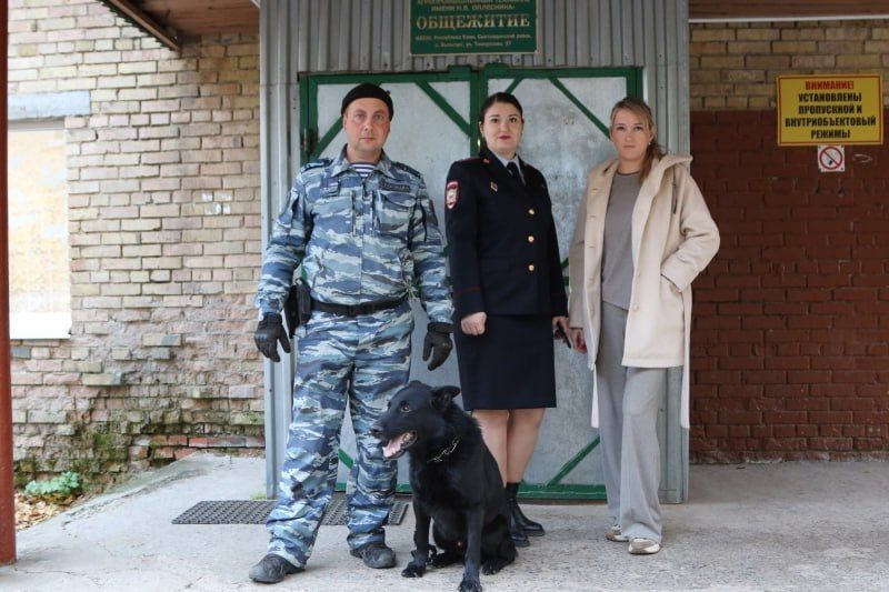 Полицейские и общественники проводят антинаркотические беседы с молодежью в рамках акции «Сообщи, где торгуют смертью»