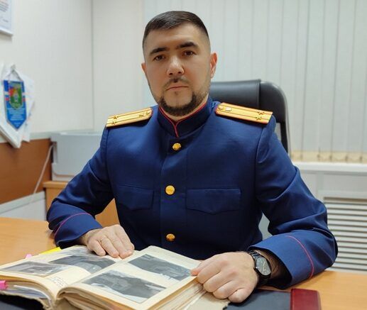 Очерк о заместителе руководителя отдела криминалистики СУ СК России по Республике Коми Исляме Якупове, опубликованный в газете "Республика" 16.10.2025