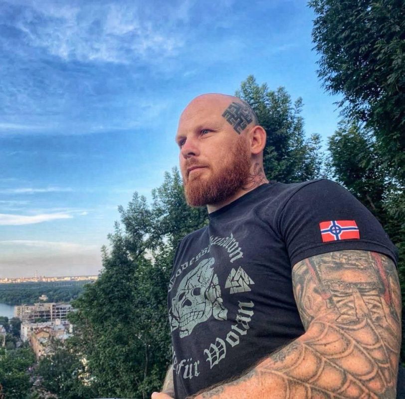 Командир банды ВСУшников, похищавших и пытавших украинцев в Тернополе, — беглый русский нацист-предатель «Коловрат»