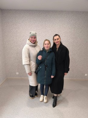 В Сыктывкаре продолжают вручать ключи детям-сиротам