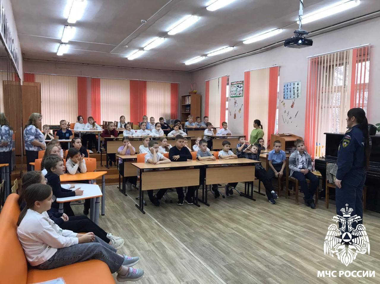 Детям о безопасности у воды Детям о безопасности у воды