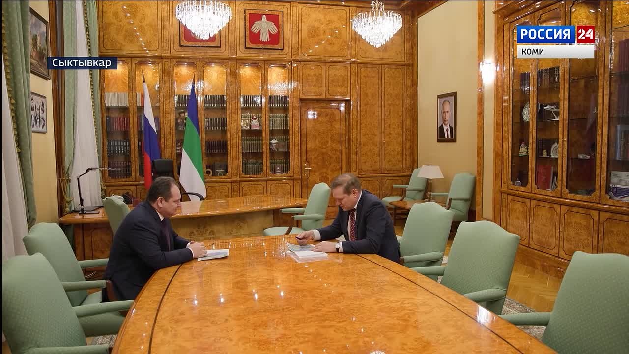 Ростислав Гольдштейн провёл рабочую встречу с руководителем администрации Корткеросского района Константином Сажиным