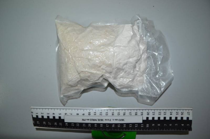 В Ухте полицейские пресекли сбыт 1 кг синтетических наркотиков В Ухте полицейские пресекли сбыт 1 кг синтетических наркотиков