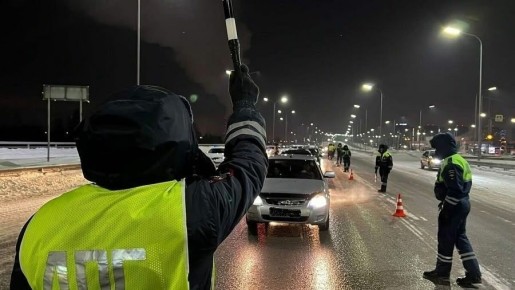 Дополнительные наряды ДПС в выходные и праздничные дни проведут профилактические рейды на территории Республики Коми
