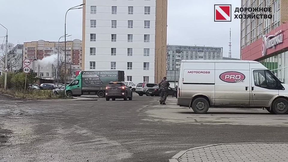 В связи с возникающими вопросами по поводу ремонта улицы Тентюковской МКП "Дорожное хозяйство" рассказывает, что изменится на улице в ходе ремонта и почему это необходимо