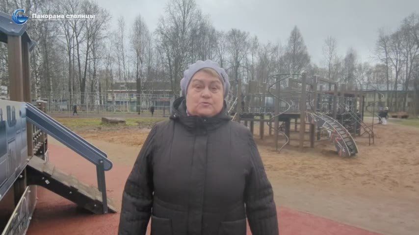 Максим Мартышин: Работы по обустройству детской площадки в сквере на улице Мира, 4 по депутатским наказам завершены — теперь здесь есть игровые комплексы и качели