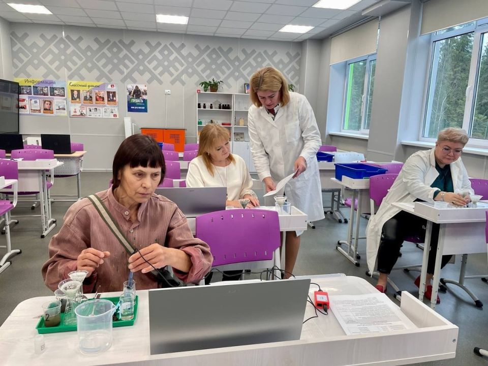 В Сыктывкаре прошли методические мастерские "Формула роста: Вызовы В Сыктывкаре прошли методические мастерские "Формула роста: Вызовы