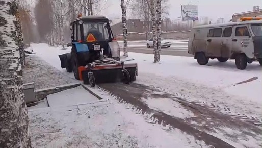 Внимание тротуарам от наших трактористов
