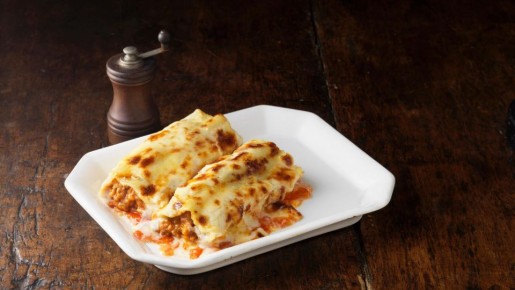 Занятым хозяйкам на заметку: это восхитительное горячее быстро растащат по тарелкам