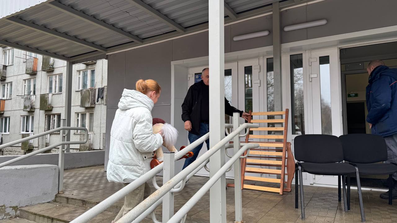 Помощь в трудную минуту: большая семья обрела временный дом Помощь в трудную минуту: большая семья обрела временный дом