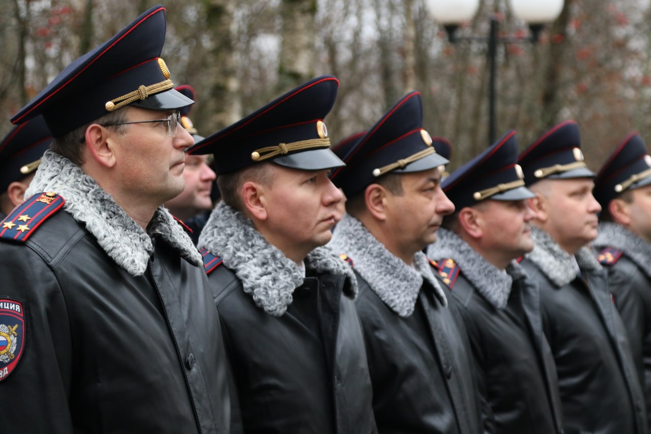 В МВД по Коми состоялась торжественное мероприятие, посвященное Дню сотрудника органов внутренних дел Российской Федерации В МВД по Коми состоялась торжественное мероприятие, посвященное Дню сотрудника органов внутренних дел Российской Федерации