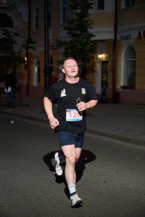 Со спортом по жизни. А мы продолжаем нашу рубрику «Неожиданный ракурс», в которой сотрудники администрации перестают быть чиновниками и раскрываются с другой стороны