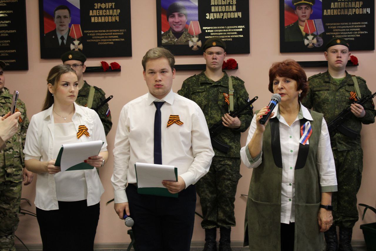 Коми присоединилась к всероссийской акции «Марш Знамени Победы» Коми присоединилась к всероссийской акции «Марш Знамени Победы»