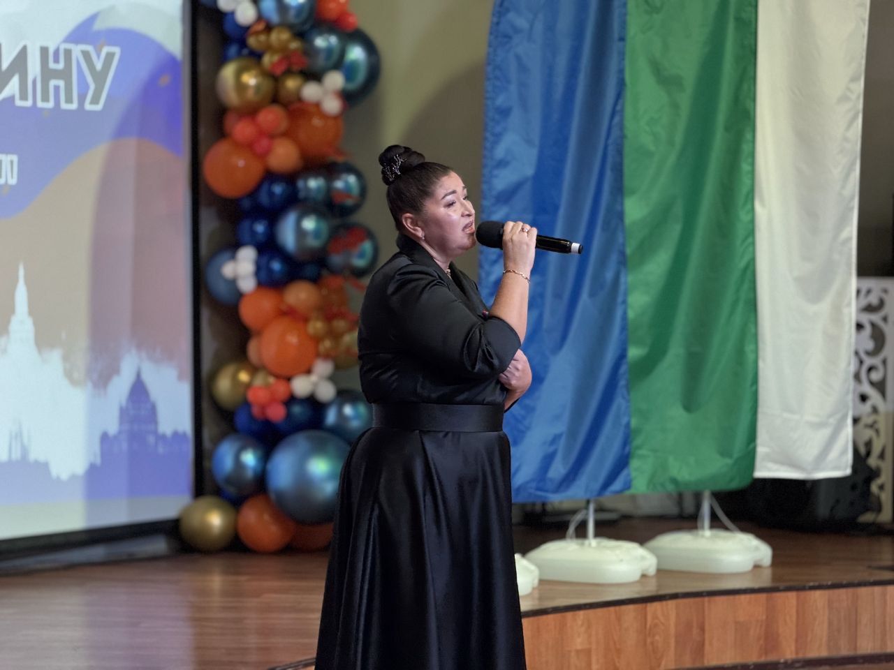 Специалисты Дома развития культуры и искусства организовали торжественное мероприятие «Есть такая профессия — родину защищать!», посвященное проводам призывников на военную службу Специалисты Дома развития культуры и искусства организовали торжественное мероприятие «Есть такая профессия — родину защищать!», посвященное проводам призывников на военную службу