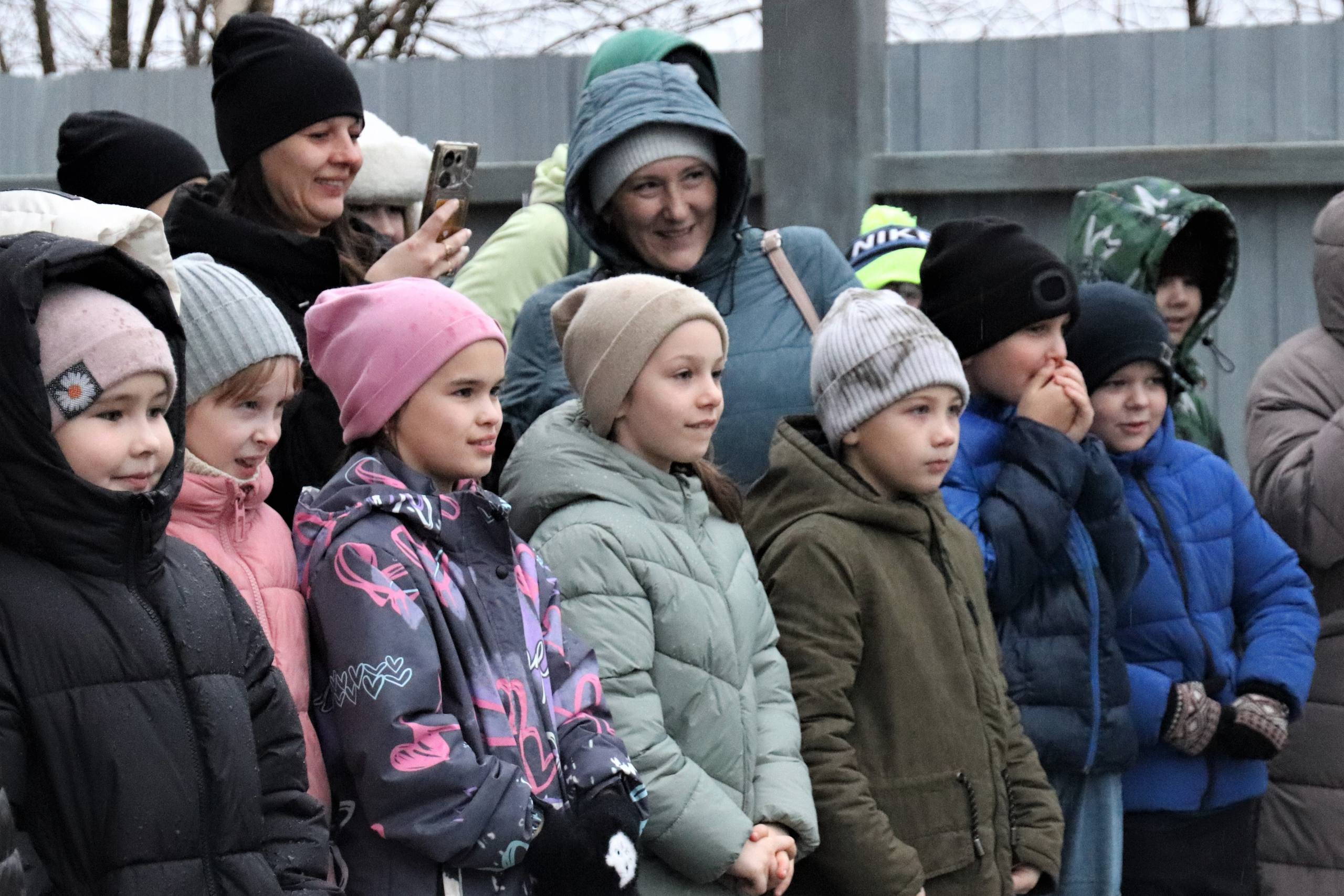 Сотрудники Центра кинологической службы МВД по Республике Коми провели экскурсию для сыктывкарских школьников Сотрудники Центра кинологической службы МВД по Республике Коми провели экскурсию для сыктывкарских школьников