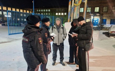 #Госавтоинспекторы11 и инспекторы #ОПДН11 г. Воркуты провели совместный рейд