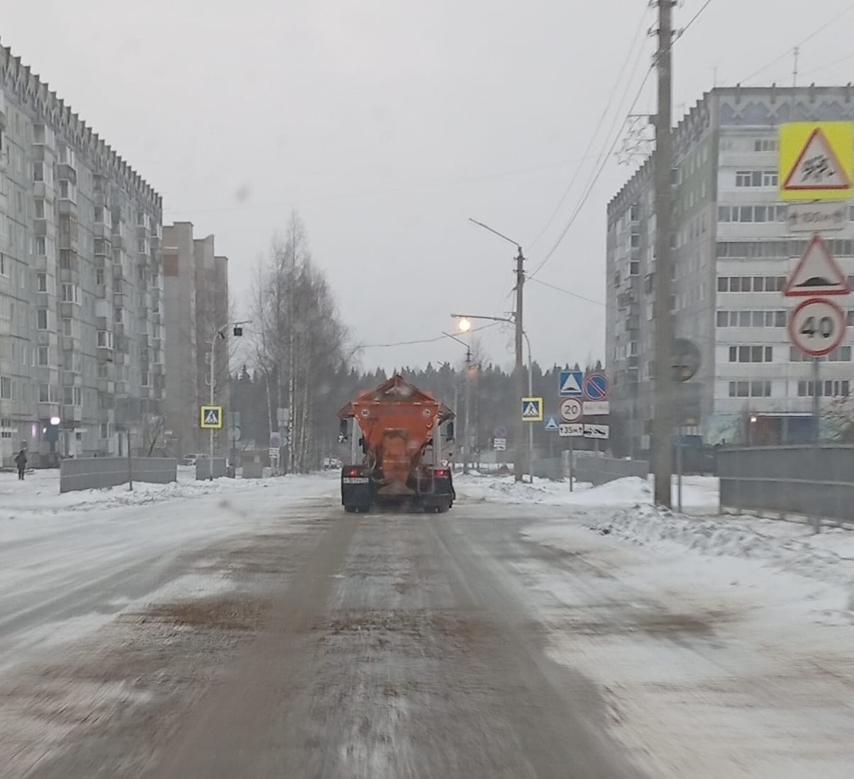 Максим Мартышин: В такую метель особенно важно работать без промедлений Максим Мартышин: В такую метель особенно важно работать без промедлений