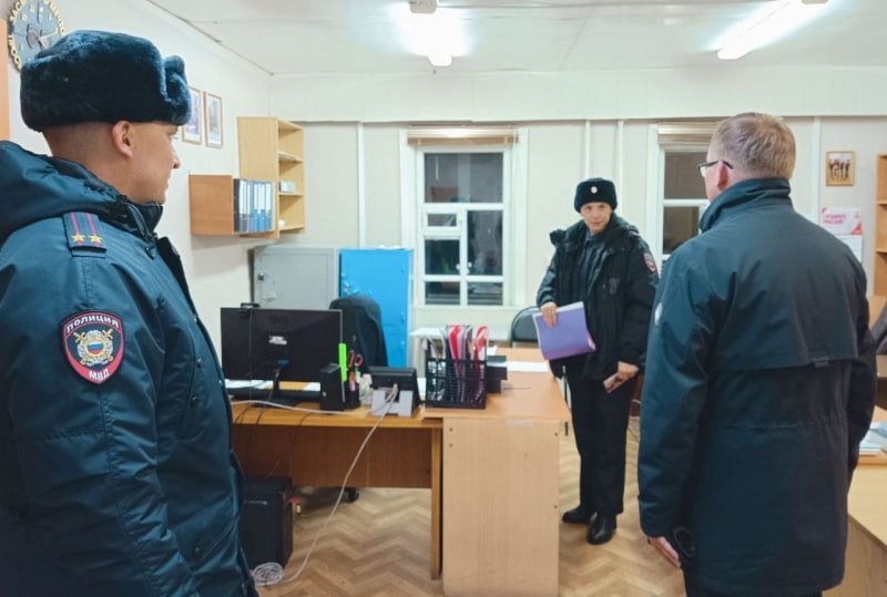 Члены Общественного совета при МВД по Республике Коми продолжают активную работу в рамках акции «Гражданский мониторинг» Члены Общественного совета при МВД по Республике Коми продолжают активную работу в рамках акции «Гражданский мониторинг»