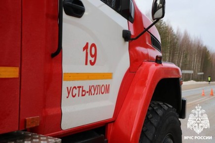 Четкий алгоритм спасения. В Усть-Куломском районе прошли учения по отработке действий при ликвидации последствий чрезвычайной ситуации, вызванной дорожно-транспортным происшествием