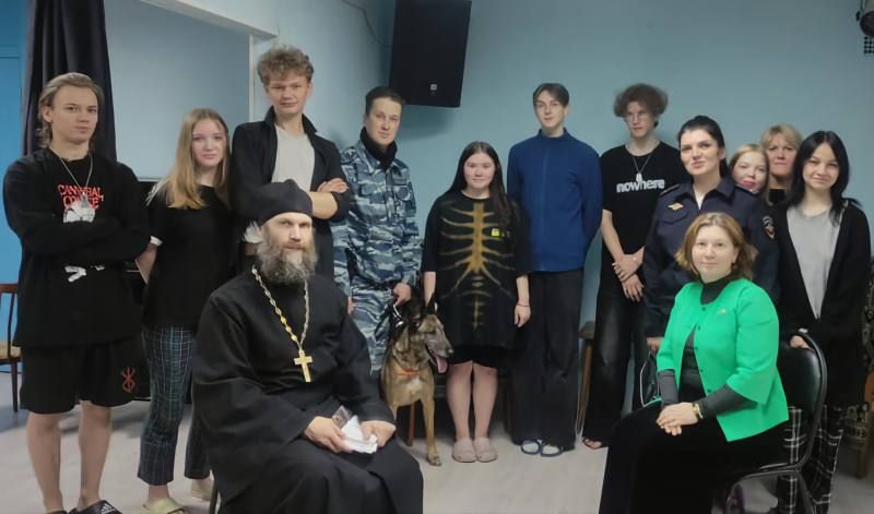 Полицейские и общественники Республики Коми провели профилактические рейды в рамках операции «Чистое поколение-2025»