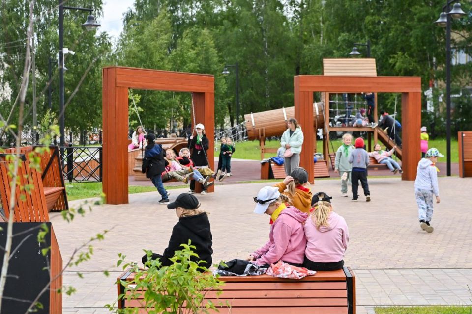 Ростислав Гольдштейн: Приняли решение о создании в Республике Коми собственного предприятия по производству малых архитектурных форм для благоустройства общественных пространств