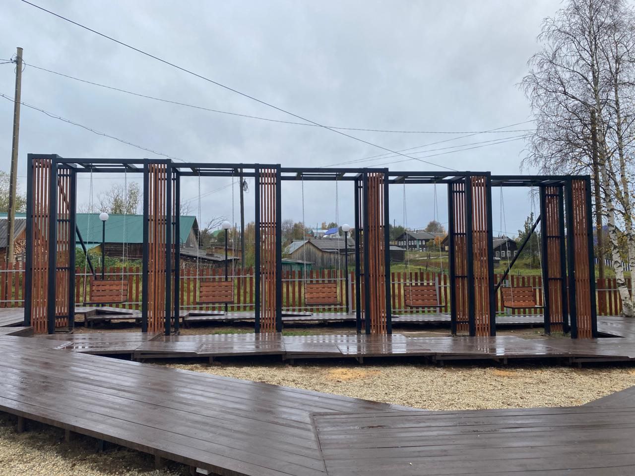 Ростислав Гольдштейн: В этом году благодаря нацпроекту «Инфраструктура для жизни» благоустроено 83 территории по всей республике Ростислав Гольдштейн: В этом году благодаря нацпроекту «Инфраструктура для жизни» благоустроено 83 территории по всей республике