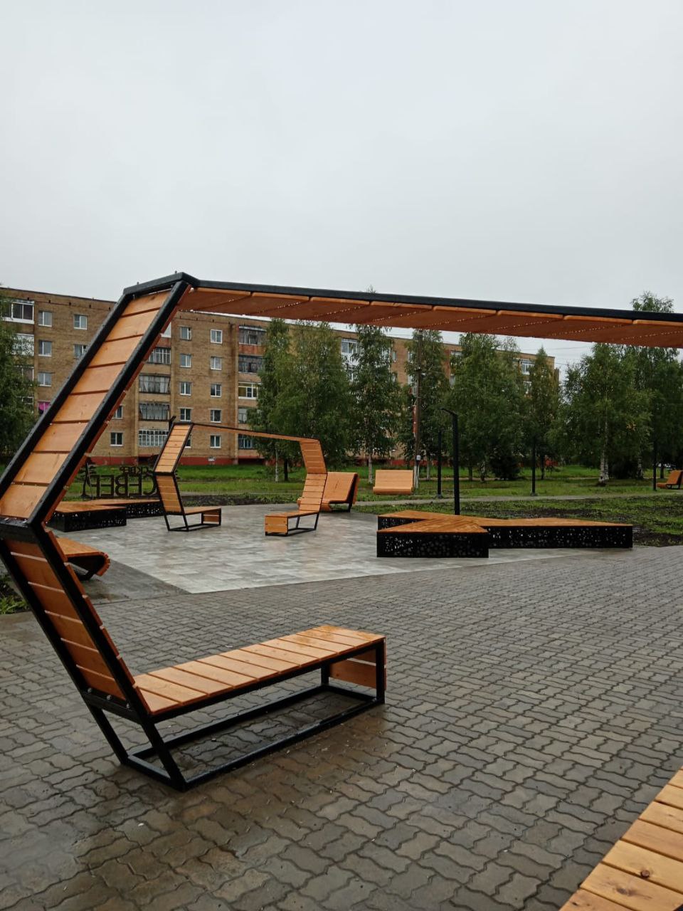 Ростислав Гольдштейн: В этом году благодаря нацпроекту «Инфраструктура для жизни» благоустроено 83 территории по всей республике Ростислав Гольдштейн: В этом году благодаря нацпроекту «Инфраструктура для жизни» благоустроено 83 территории по всей республике