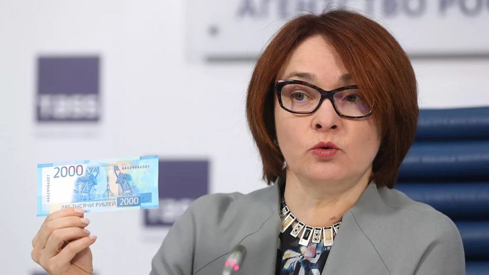 Почему банки ограничивают доступ к наличным: мифы и реальность