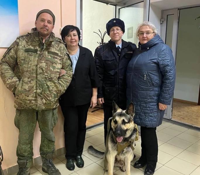 Сотрудники МВД по Коми организовали для воспитанников подшефного детского дома «Урок мужества»