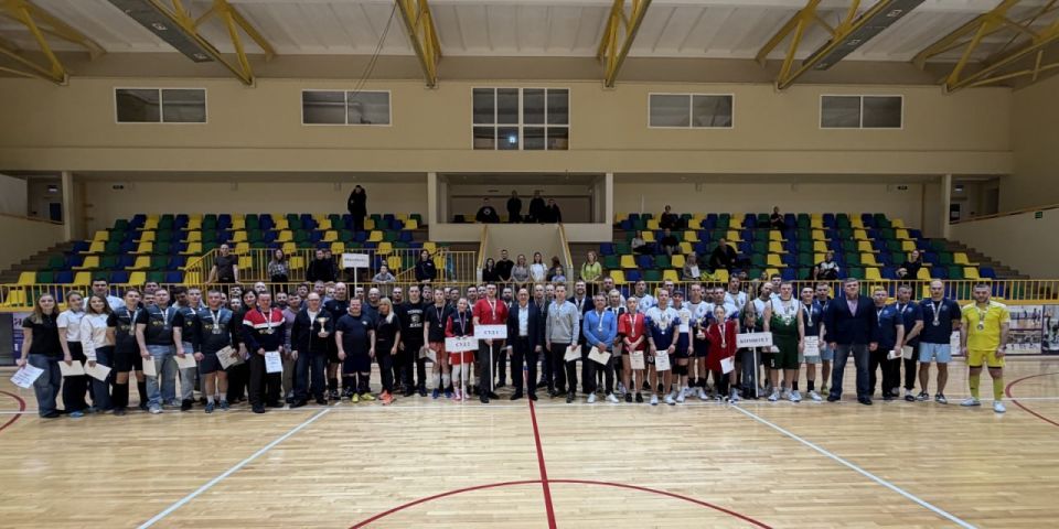 Сотрудники следственного управления стали победителями Спартакиады Сотрудники следственного управления стали победителями Спартакиады