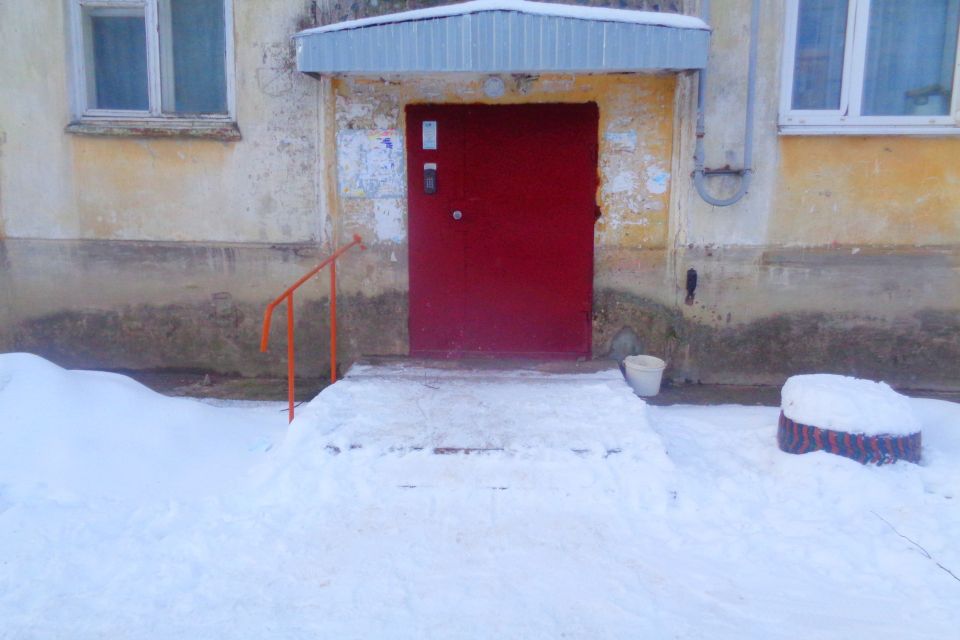  :   18                 35 