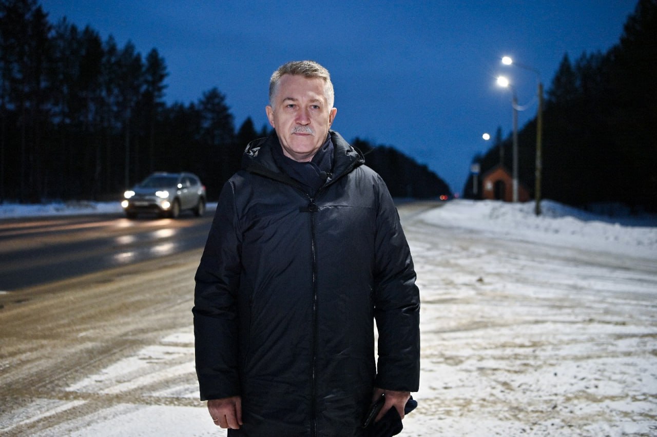 Поручение выполнено: уличное освещение в районе детского реабилитационного центра в Краснозатонском восстановлено Поручение выполнено: уличное освещение в районе детского реабилитационного центра в Краснозатонском восстановлено