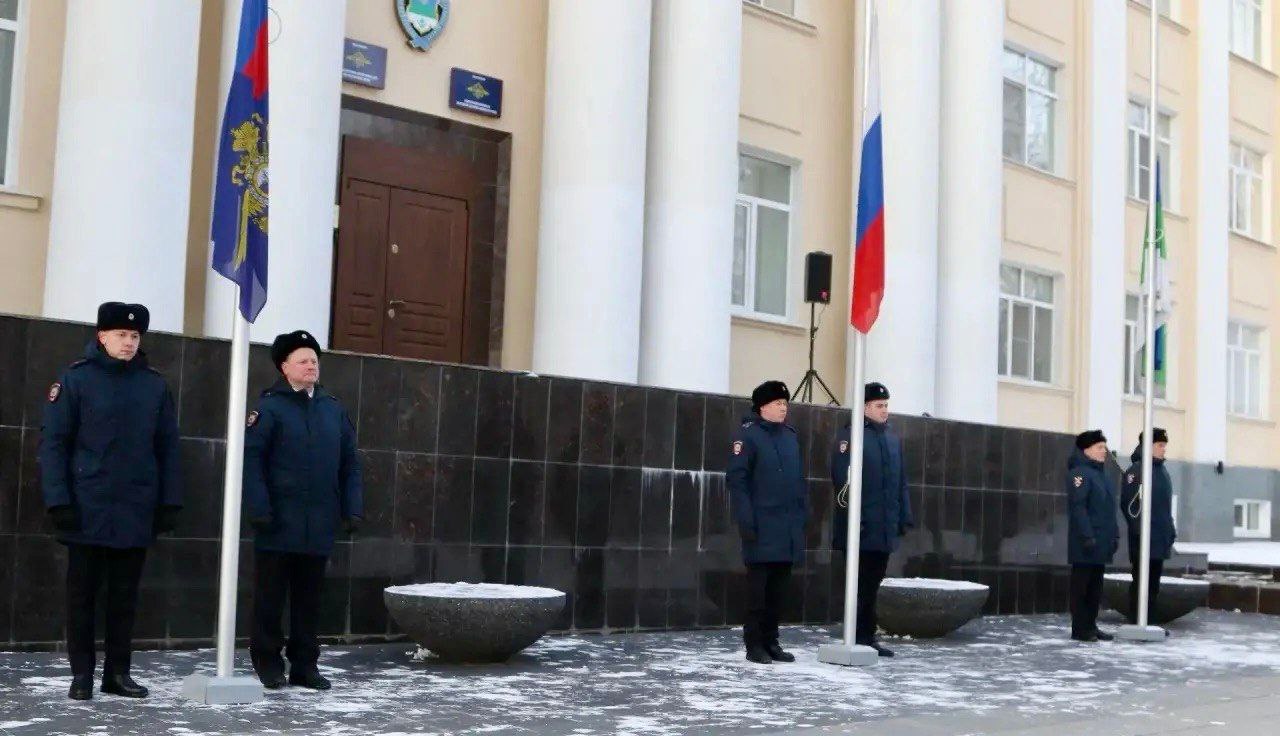 В преддверии Дня Героев Отечества в МВД по Республике Коми состоялось торжественное мероприятие В преддверии Дня Героев Отечества в МВД по Республике Коми состоялось торжественное мероприятие