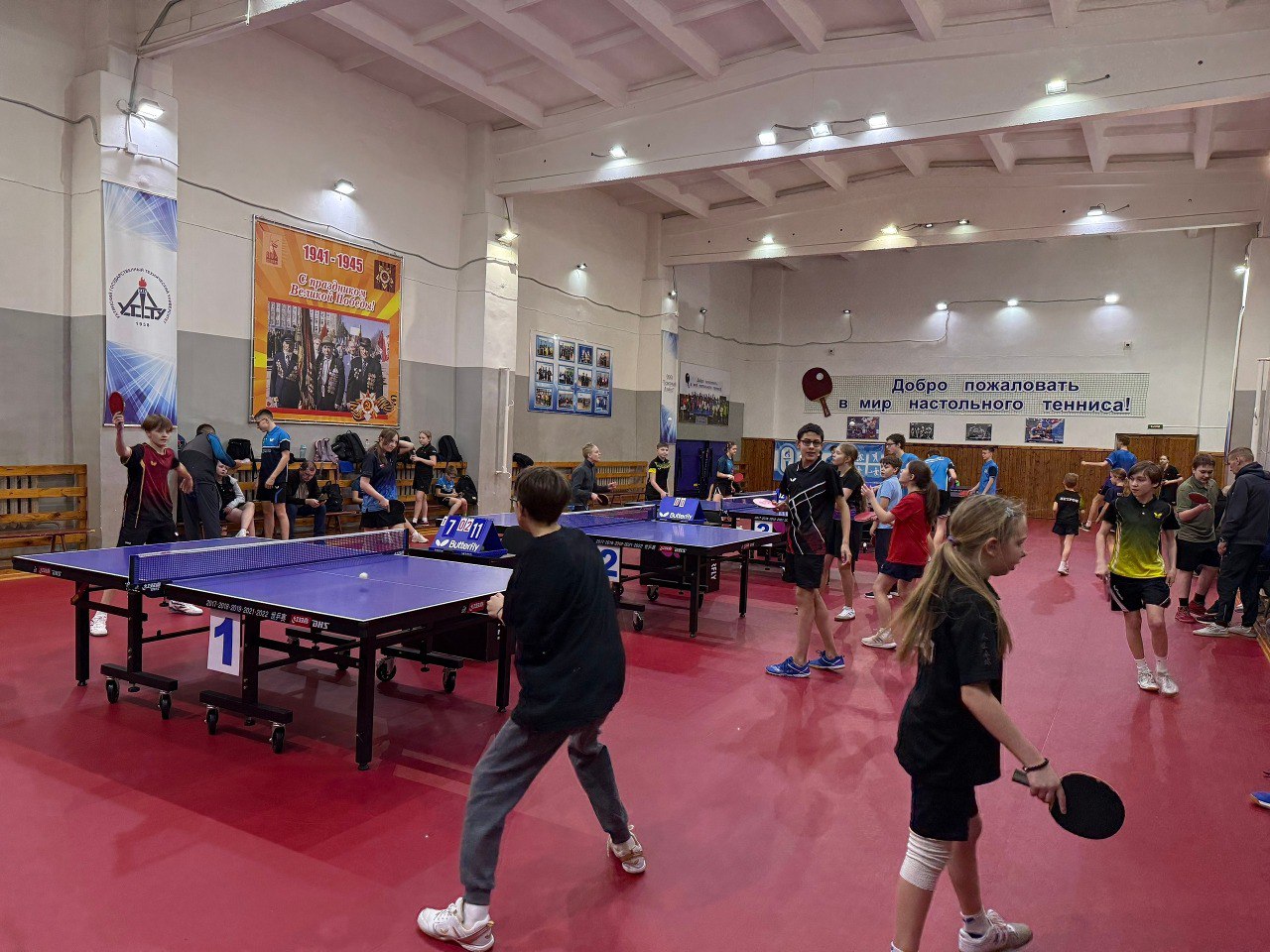 Максим Мартышин: Сыктывкарская команда по настольному теннису достойно выступила на Первенстве Республики Коми в Ухте и завоевала целую серию медалей в личных и парных разрядах