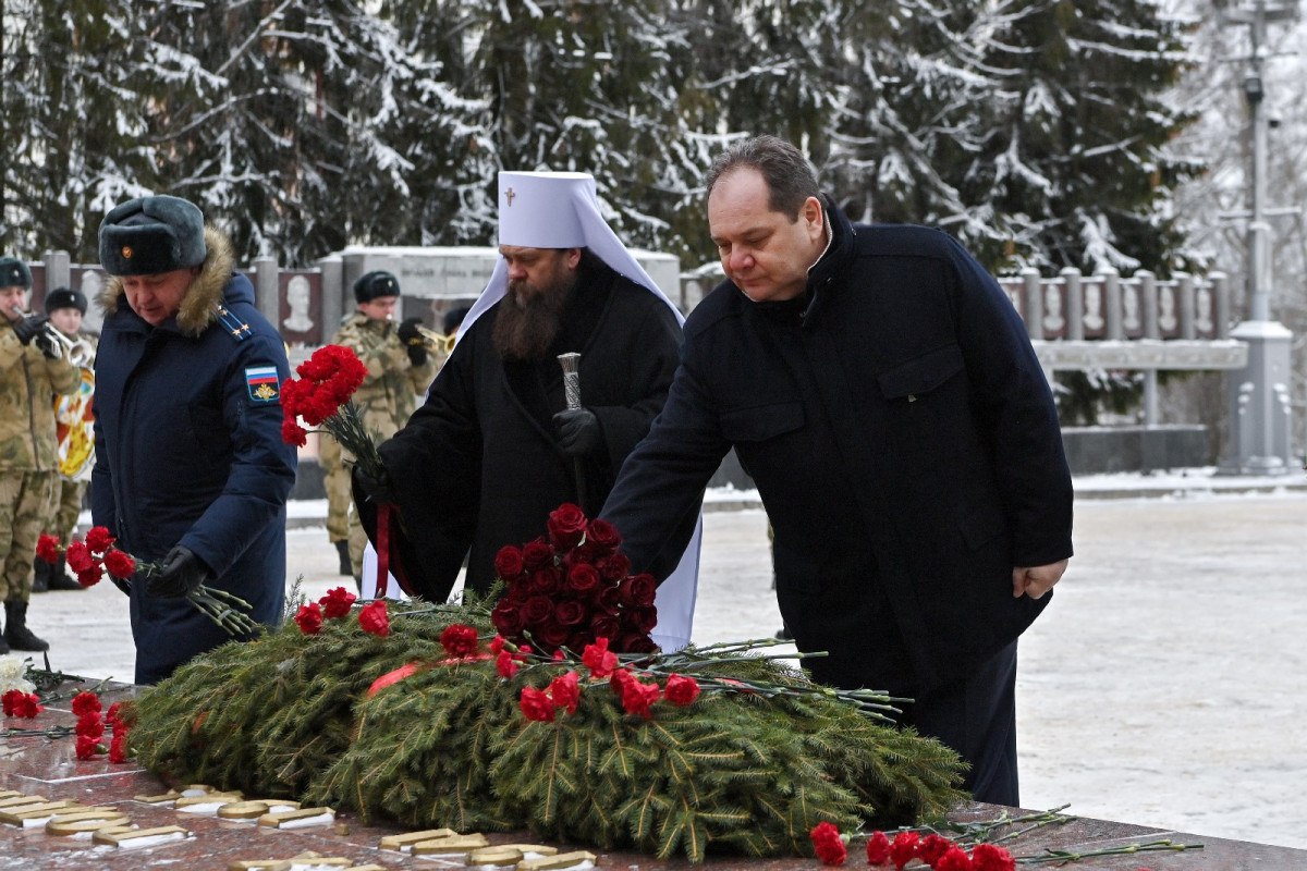 Ростислав Гольдштейн почтил память павших за Родину жителей Коми Ростислав Гольдштейн почтил память павших за Родину жителей Коми
