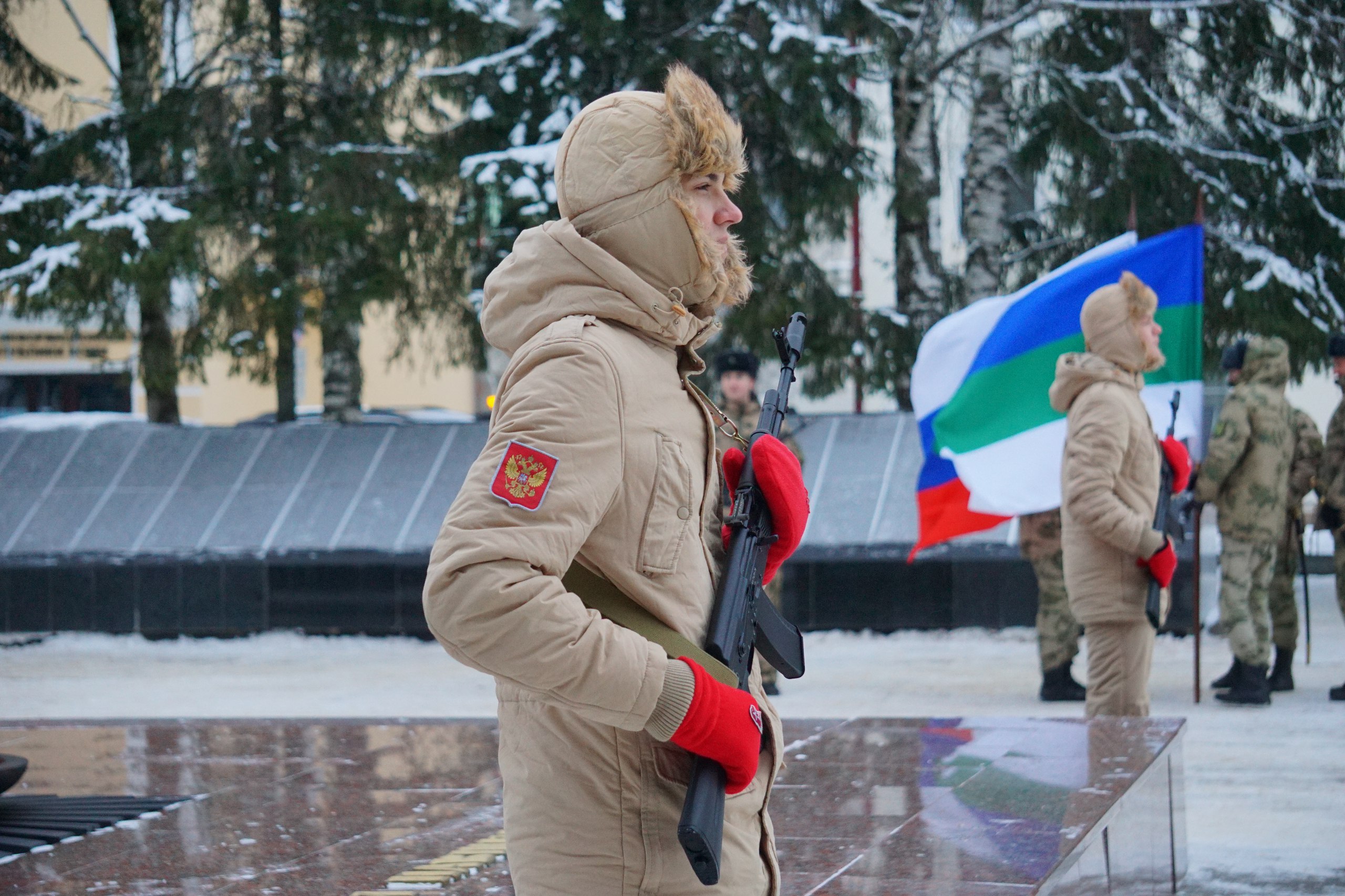 Максим Мартышин: Сегодня прошла торжественная церемония возложения цветов, посвященная Дню Героев Отечества Максим Мартышин: Сегодня прошла торжественная церемония возложения цветов, посвященная Дню Героев Отечества