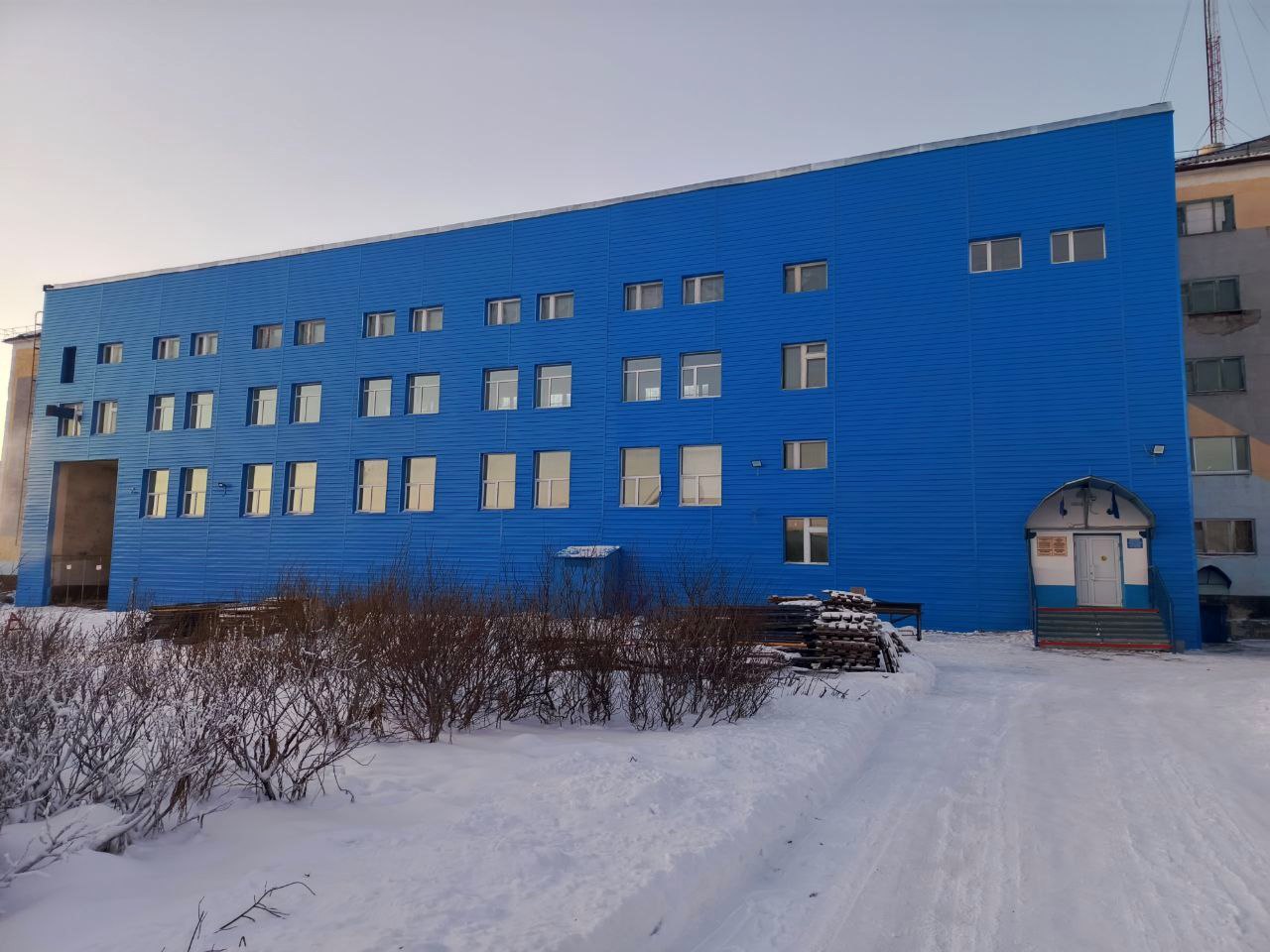 В Воркуте завершился капитальный ремонт двух учреждений спорта В Воркуте завершился капитальный ремонт двух учреждений спорта