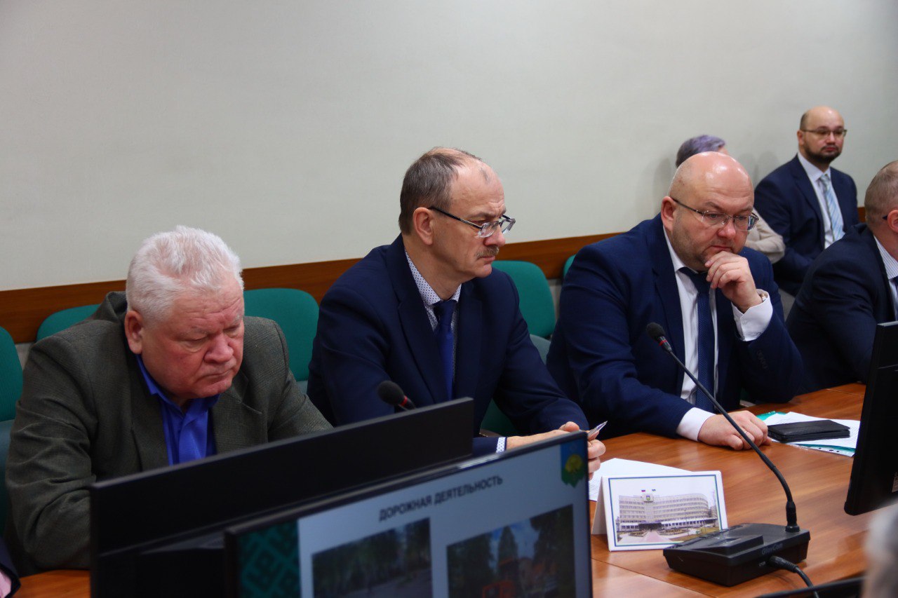 Максим Мартышин: Практика проведения выездных общегородских планерок будет продолжена Максим Мартышин: Практика проведения выездных общегородских планерок будет продолжена