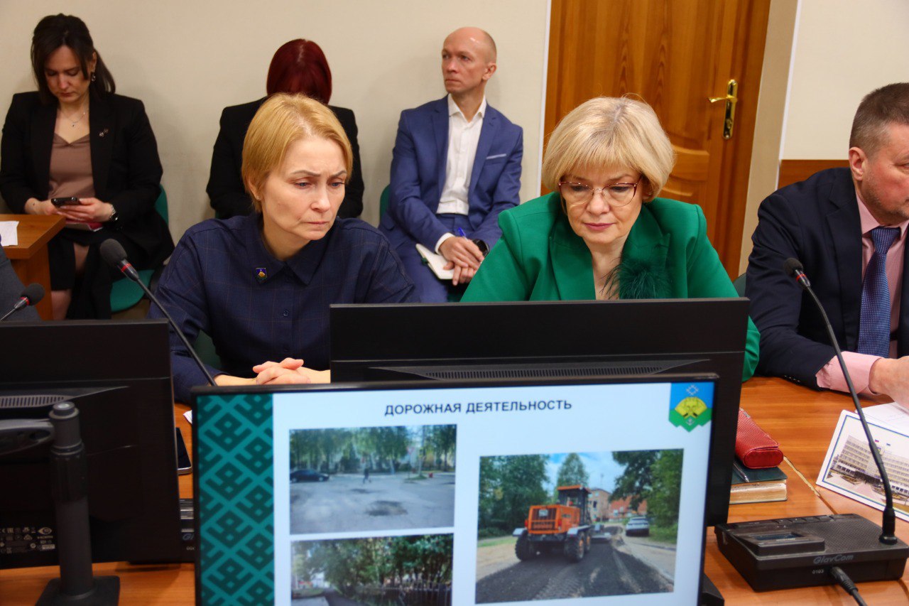 Максим Мартышин: Практика проведения выездных общегородских планерок будет продолжена Максим Мартышин: Практика проведения выездных общегородских планерок будет продолжена