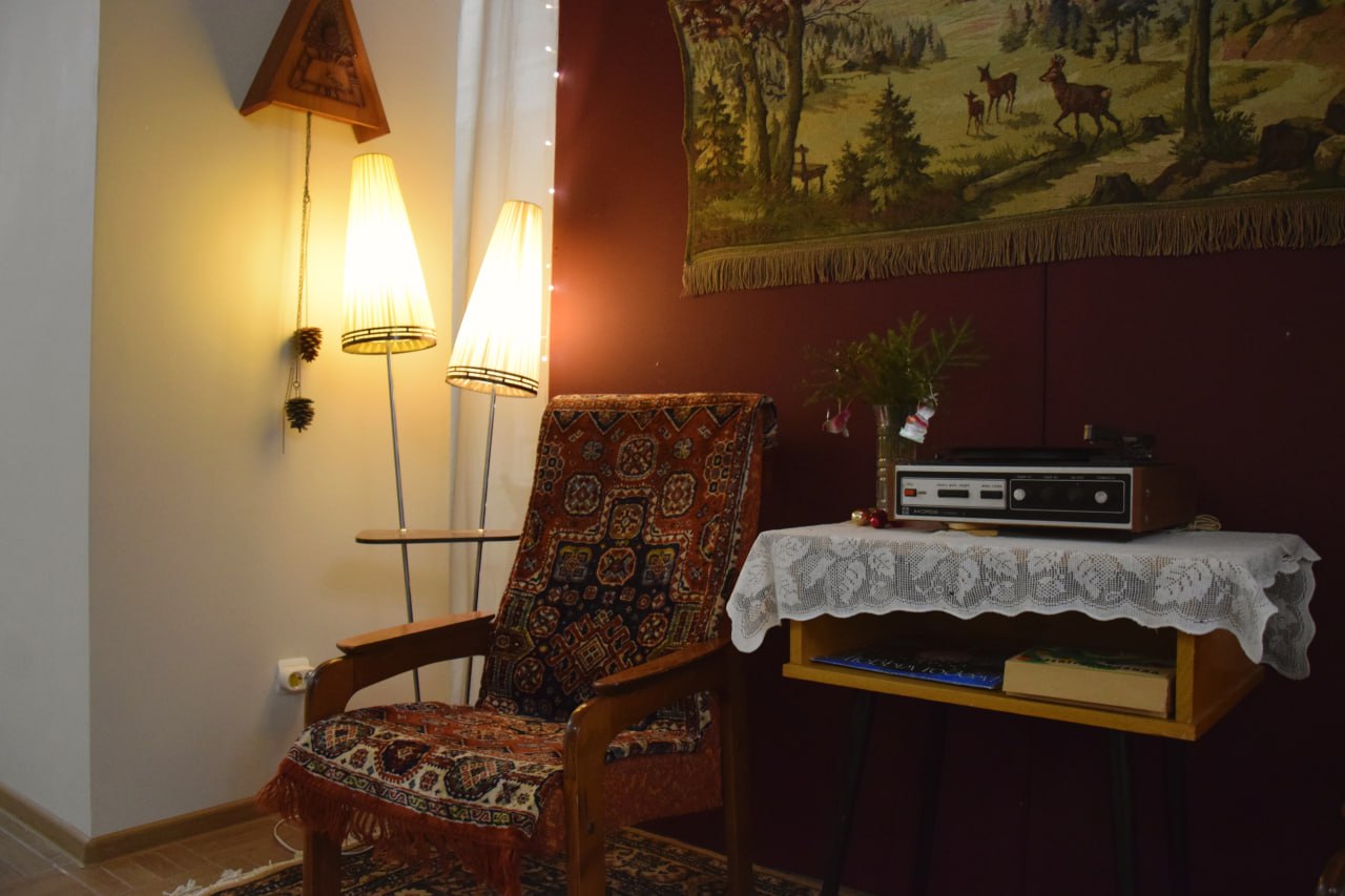 В Ухте открылась праздничная выставка «Ретро-ёлка» В Ухте открылась праздничная выставка «Ретро-ёлка»