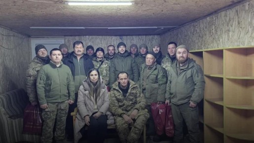 С подарками на передовую!. По поручению Главы Коми Ростислава Гольдштейна советник Станислав Хахалкин и замруководителя Администрации Главы региона Екатерина Долгова посетили наших военнослужащих в зоне СВО